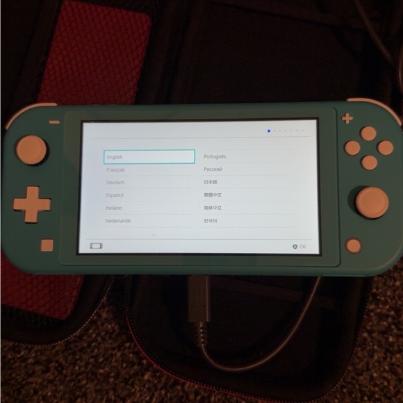 Nintendo Handheld Console - Blue - Picture 11 of 12